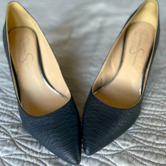 •Jessica Simpson pumps - Picture 6 of 6
